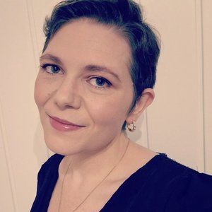 Meet your Posher, Simone